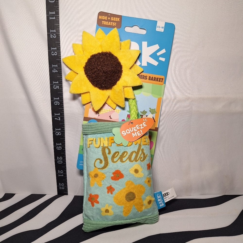 NWT Bark Funflower Seeds Dog Toy XS-M